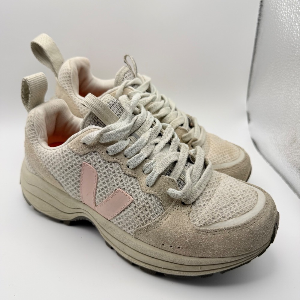Women's VEJA VENTURI Suede Almond Pink Tennis Shoes Comfort Slip On SZ 5
